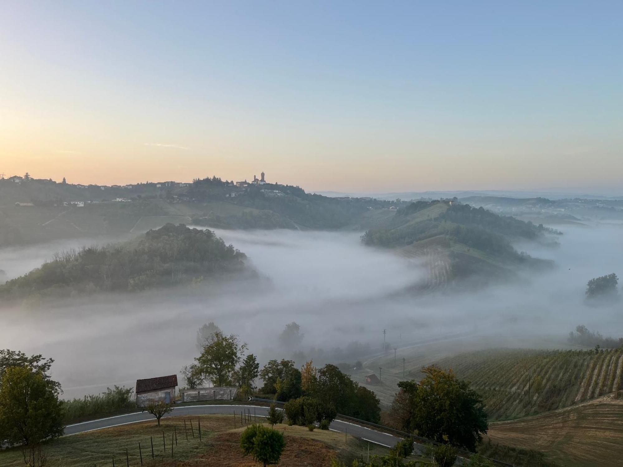 Villa Agriturismo I Suri Asti Extérieur photo